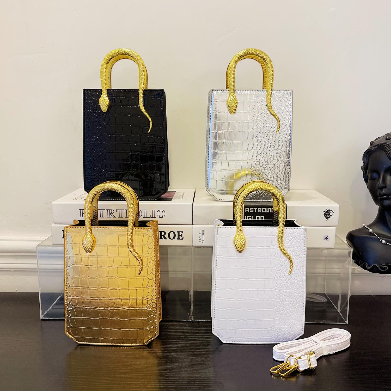 Women s Stone Pattern Handbag Bright Face Large Capacity Single Shoulder Crossbody Bag срібний
Women s Stone Pattern Handbag Bright Face Large Capacity Single Shoulder Crossbody Bag срібний