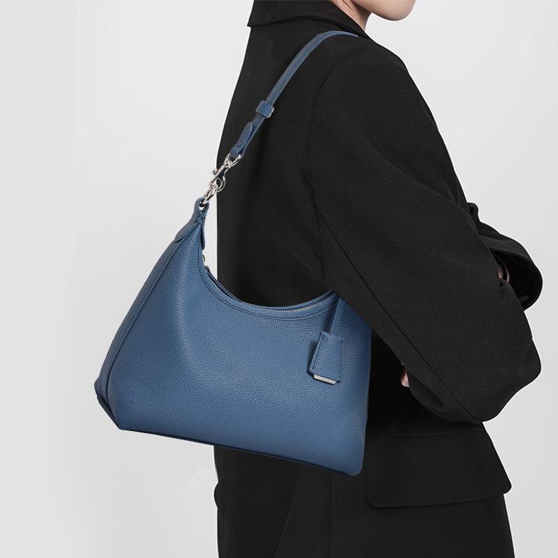 Purple Hand held Underarm Bag Genuine Leather Fashion Crossbody Bag Women s New Style Handbag Women s Method
Purple Hand held Underarm Bag Genuine Leather Fashion Crossbody Bag Women s New Style Handbag Women s Method