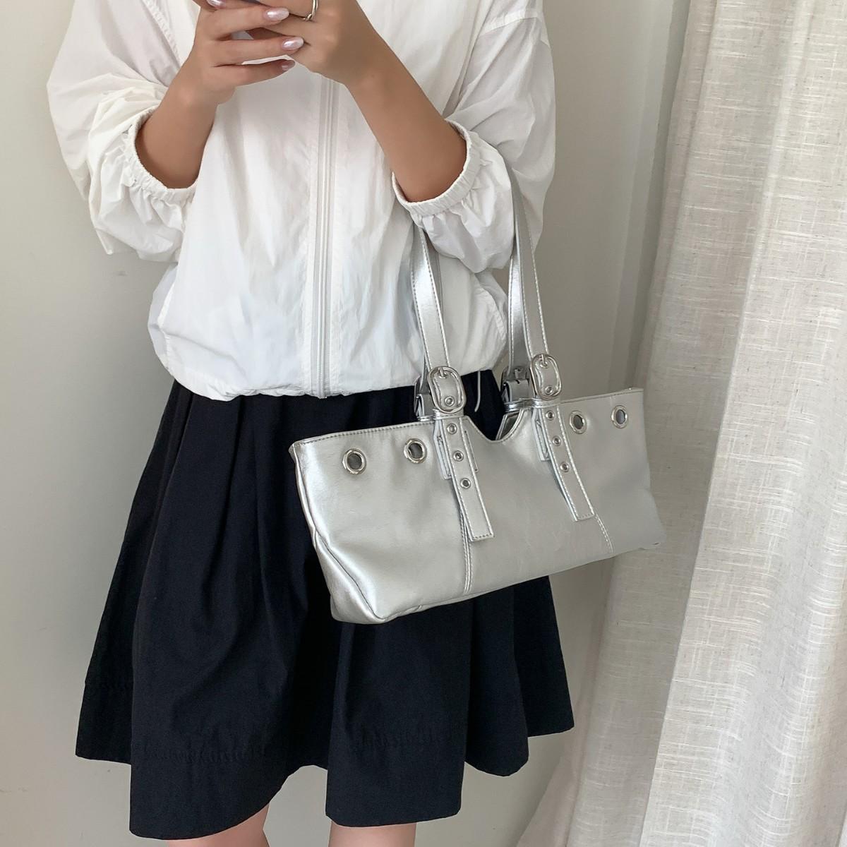 Fashion Soft PU Leather Tote Shoulder Bag Luxury Hollow Rivet Women s Bag Underarm Bags for Women Shopper Purse
Fashion Soft PU Leather Tote Shoulder Bag Luxury Hollow Rivet Women s Bag Underarm Bags for Women Shopper Purse