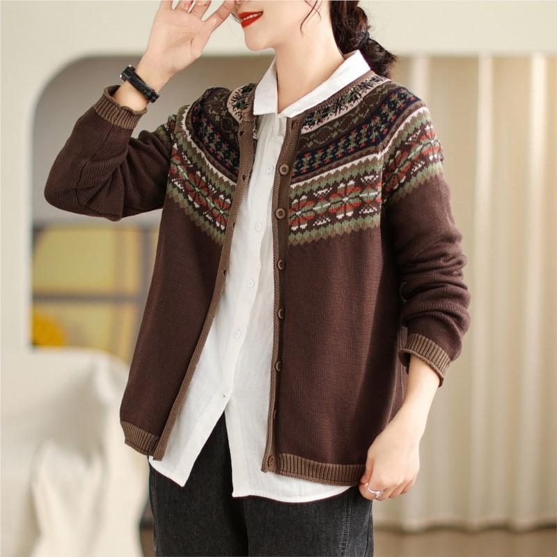 Johnature Niche Print Vintage Loose Свободное трикотажное пальто Женское осеннее однобортное пальто с круглым вырезом и длинными рукавами One Size глубокая кофе
Johnature Niche Print Vintage Loose Свободное трикотажное пальто Женское осеннее однобортное пальто с круглым вырезом и длинными рукавами One Size глубокая кофе