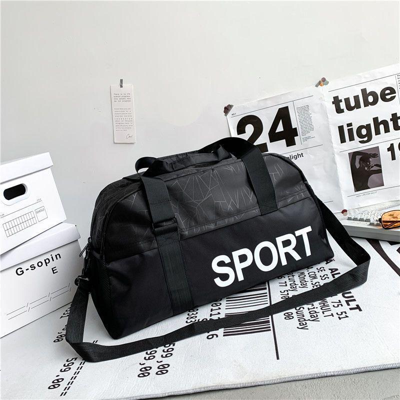 Large Capacity Travel Bag for Women and Men - Perfect for Maternity, Outings, Dorms, and Boarding чёрный
Large Capacity Travel Bag for Women and Men - Perfect for Maternity, Outings, Dorms, and Boarding чёрный