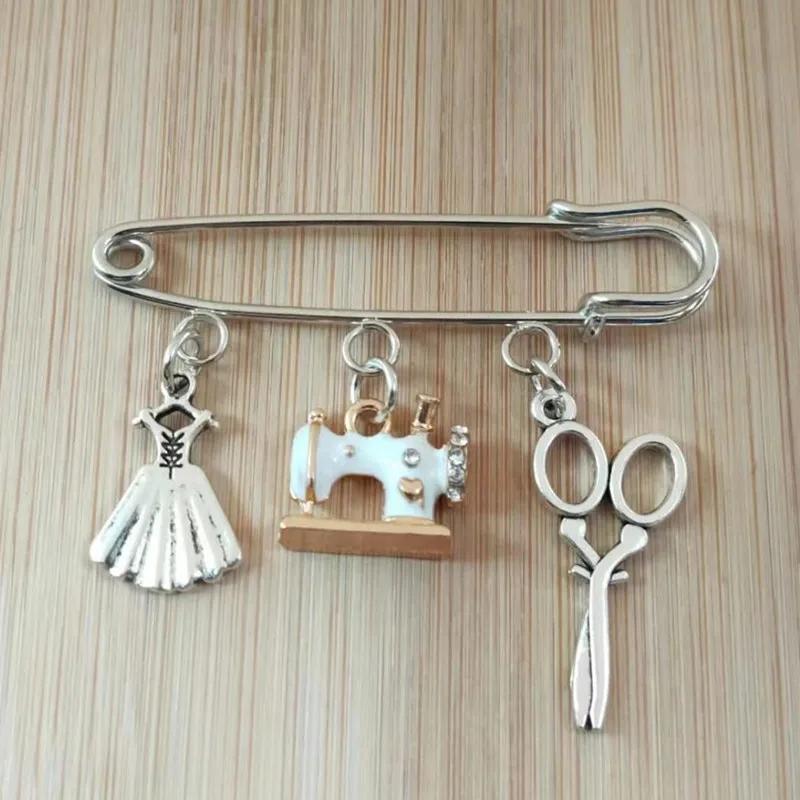 Мода Ножницы Одежда Швейная Машина Рулетка Брошь Ювелирные Изделия Дизайнеры Подарки Style 3
Мода Ножницы Одежда Швейная Машина Рулетка Брошь Ювелирные Изделия Дизайнеры Подарки Style 3