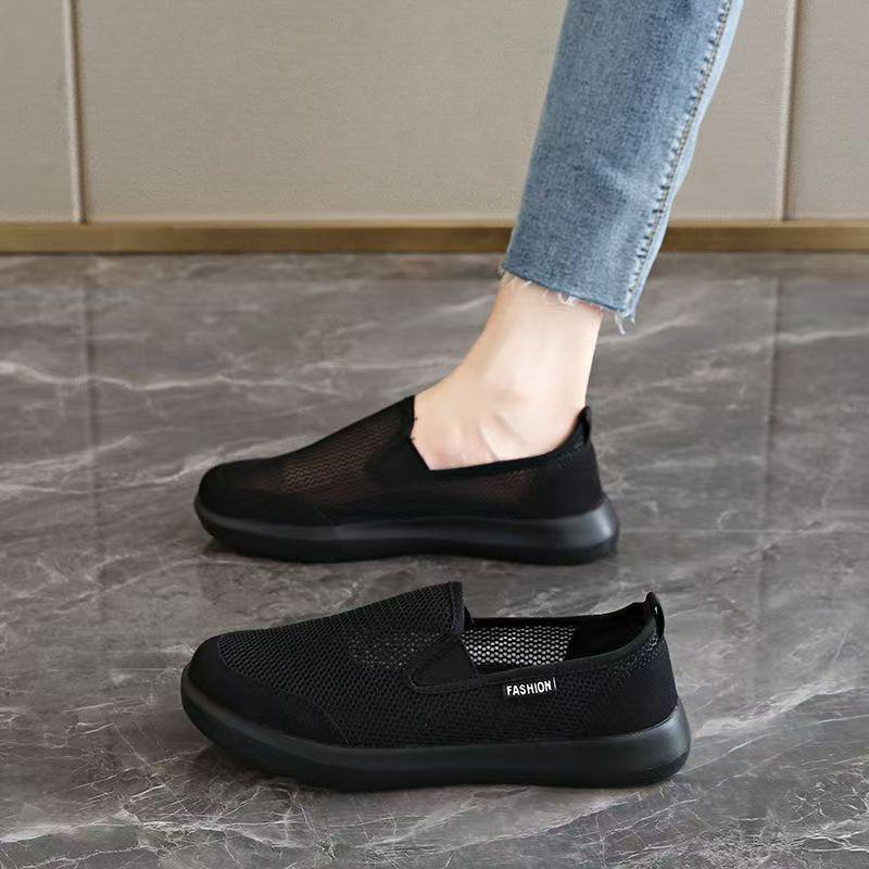 Women Summer New Big Size Mesh Casual Shoes Flat sole Non Slip Lightweight Breathable Round Toe slip On Casual Walking Shoes 35 чорний
Women Summer New Big Size Mesh Casual Shoes Flat sole Non Slip Lightweight Breathable Round Toe slip On Casual Walking Shoes 35 чорний