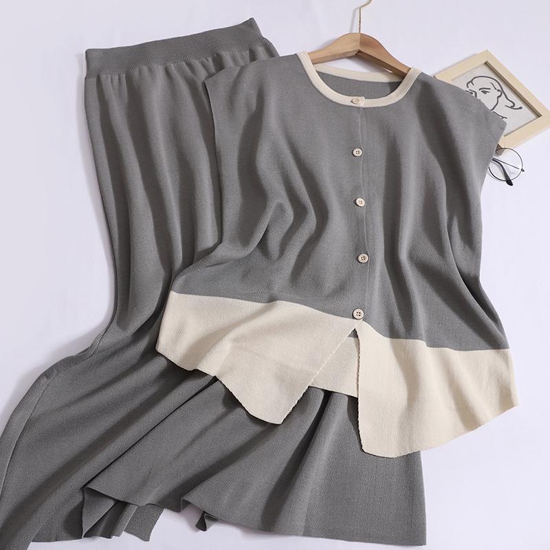 Женский офисный однобортный кардиган без рукавов с круглым вырезом и контрастным цветом, топы на резинке, юбка с разрезом и высокой талией, летний трикотажный комплект One Size чёрный
Женский офисный однобортный кардиган без рукавов с круглым вырезом и контрастным цветом, топы на резинке, юбка с разрезом и высокой талией, летний трикотажный комплект One Size чёрный