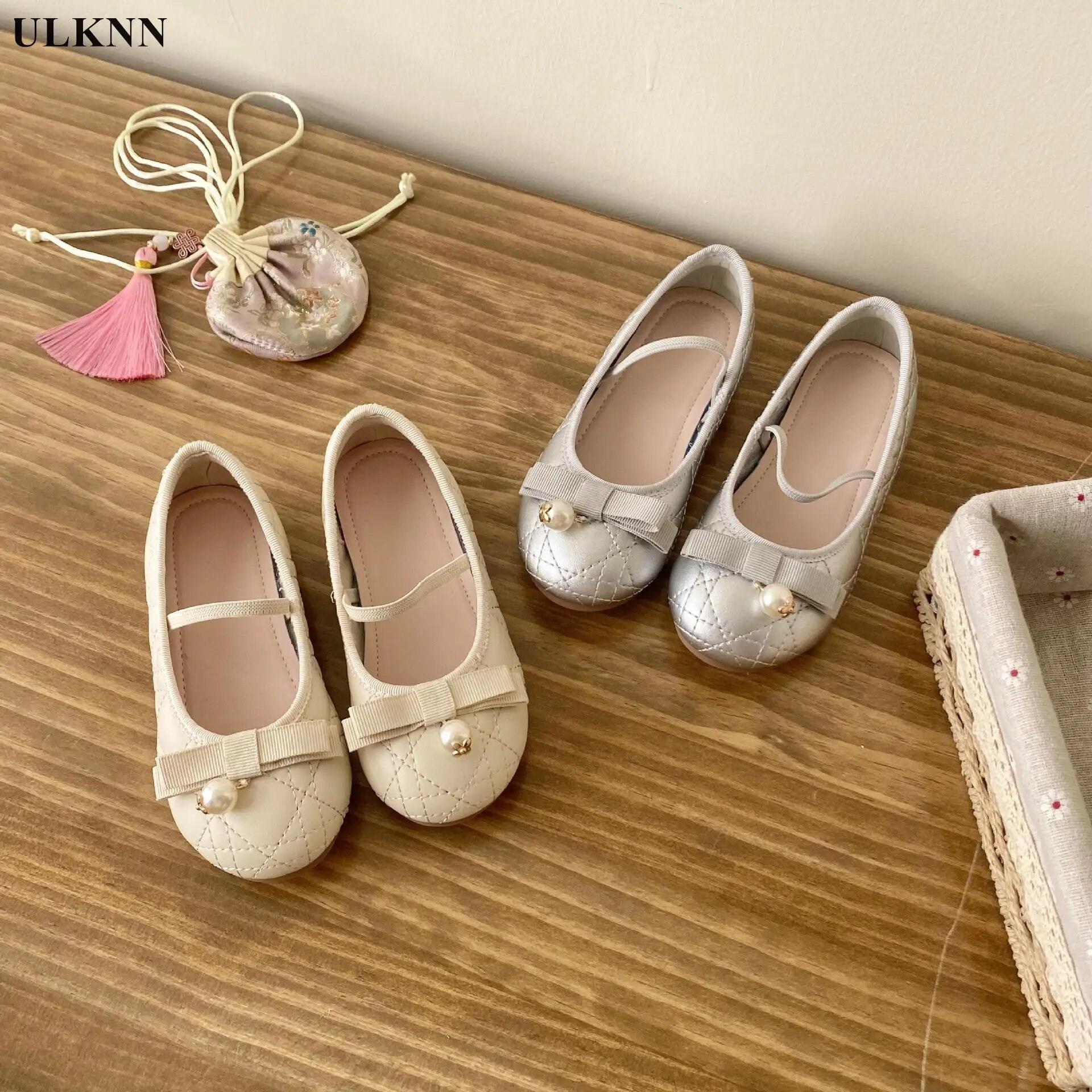 Girls Shoes 2024 New Children s Shoes Fashion Show Single Shoe Splicing Round Toe Baby Shoes Kids School Shoes
Girls Shoes 2024 New Children s Shoes Fashion Show Single Shoe Splicing Round Toe Baby Shoes Kids School Shoes