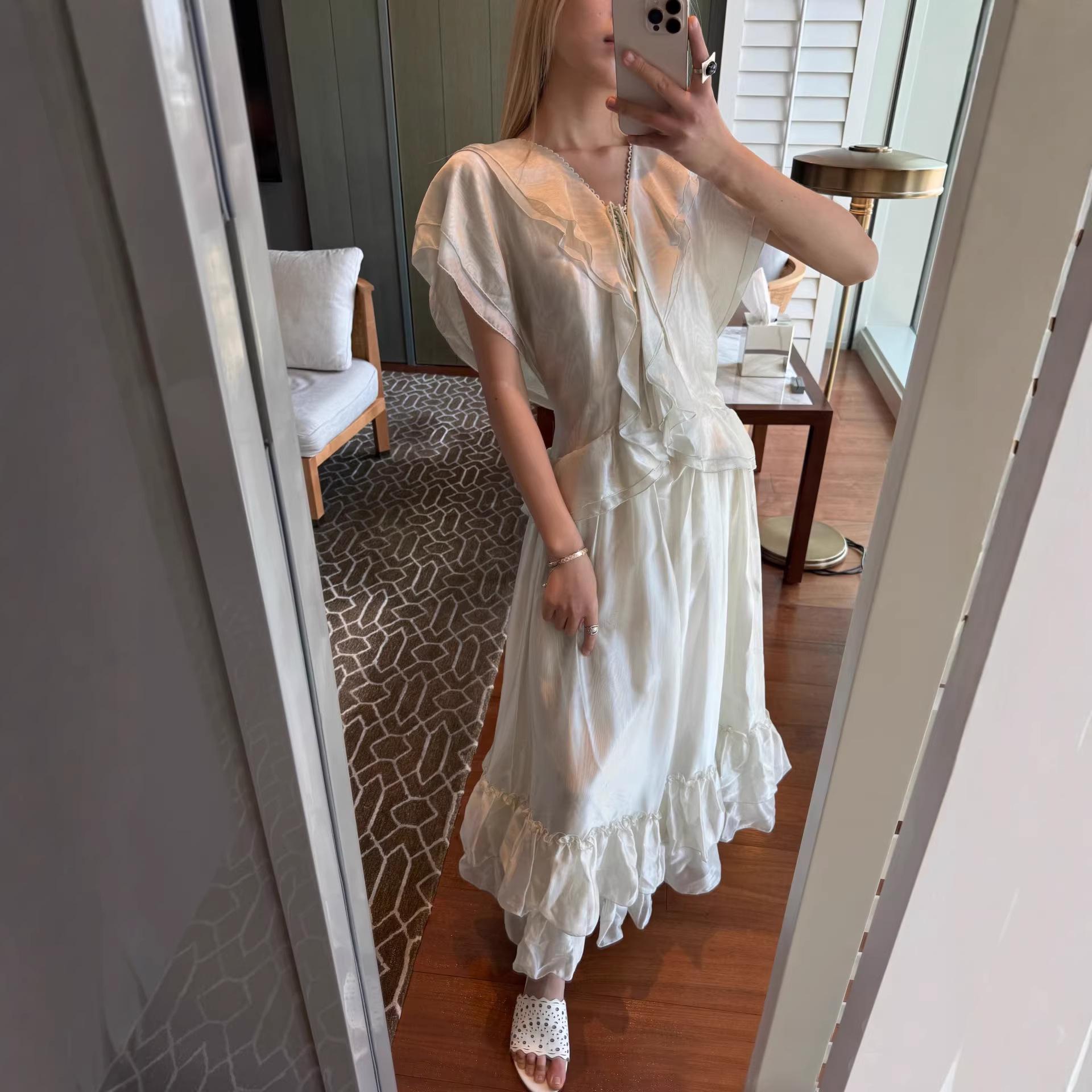 Designer Brand Spring Acetate Ruffle Tie-Up Dress, Celebrity V-Neck Style Small світло-зелений колір
Designer Brand Spring Acetate Ruffle Tie-Up Dress, Celebrity V-Neck Style Small світло-зелений колір