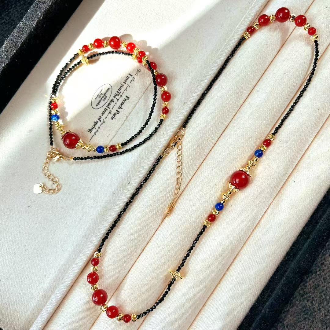 Vintage Natural Chalcedony Lapis Lazuli Artificial Black Spinel Necklace Collarbone Chain Sweater Chain
Vintage Natural Chalcedony Lapis Lazuli Artificial Black Spinel Necklace Collarbone Chain Sweater Chain