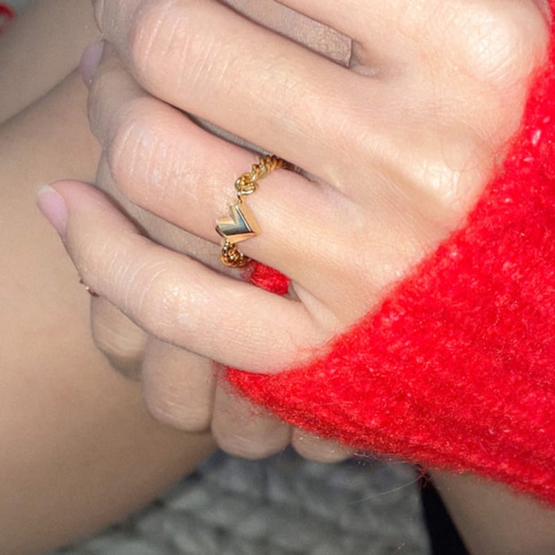 MERRYMOTIVE Ugly heart with chain ring No. 16
MERRYMOTIVE Ugly heart with chain ring No. 16