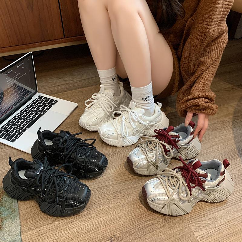 Fashion Paris breathable dad shoes women s autumn 2024 new soft-soled thick-soled heightening little white shoes casual sports shoes 35 чёрный
Fashion Paris breathable dad shoes women s autumn 2024 new soft-soled thick-soled heightening little white shoes casual sports shoes 35 чёрный