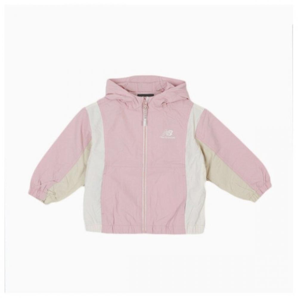 New Balance M Kids Windbreaker Pqc Nk9aeb302u 25 Essential Color Windbreaker Pink series/100
New Balance M Kids Windbreaker Pqc Nk9aeb302u 25 Essential Color Windbreaker Pink series/100