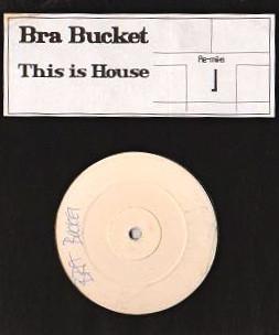 12inch Record VARIOUS - Bra Bucket / This Is House VOL4,Y104 Ré-mi ks 1995 UK Dance & Electronica Used
12inch Record VARIOUS - Bra Bucket / This Is House VOL4,Y104 Ré-mi ks 1995 UK Dance & Electronica Used