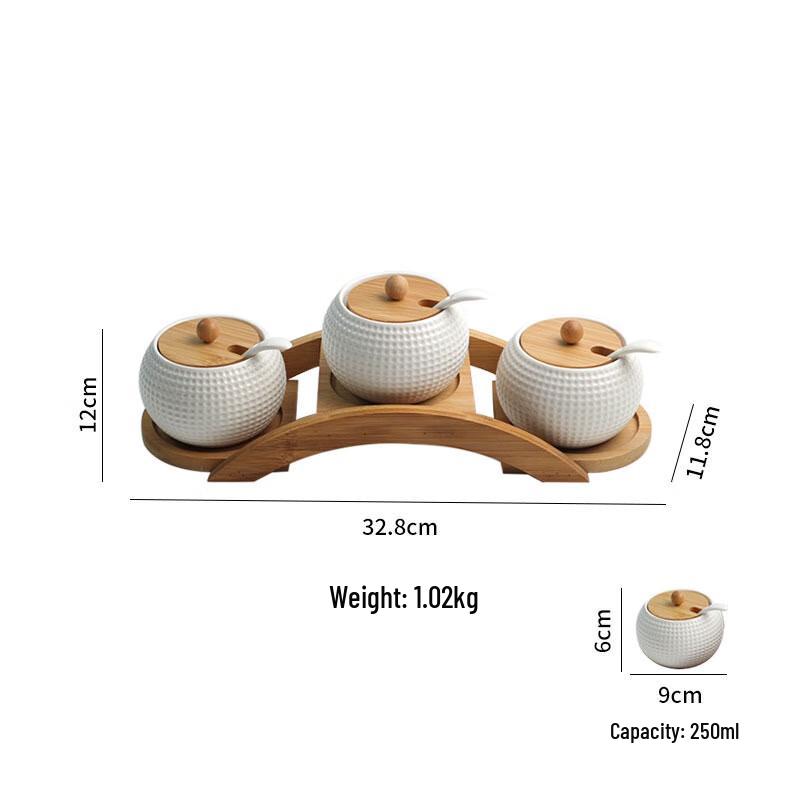Набор баночек для приправ с гольф-паттерном LISM
Набор баночек для приправ с гольф-паттерном LISM