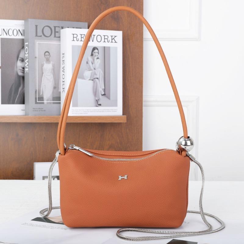 Genuine Leather Women s Bag Hand-held Women s Bag Fresh Underarm Bag Women s Fashionable Bag One Size рожевий
Genuine Leather Women s Bag Hand-held Women s Bag Fresh Underarm Bag Women s Fashionable Bag One Size рожевий