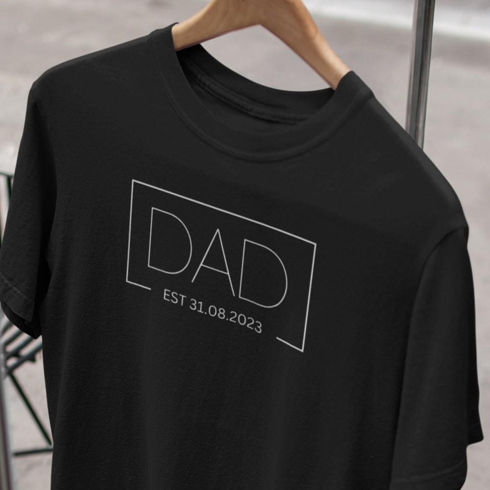 26 Personalised Dad Shirt with Date, New Dad T-Shirt, Gift for Dad, Fathers Day Unisex T-Shirt M
26 Personalised Dad Shirt with Date, New Dad T-Shirt, Gift for Dad, Fathers Day Unisex T-Shirt M
