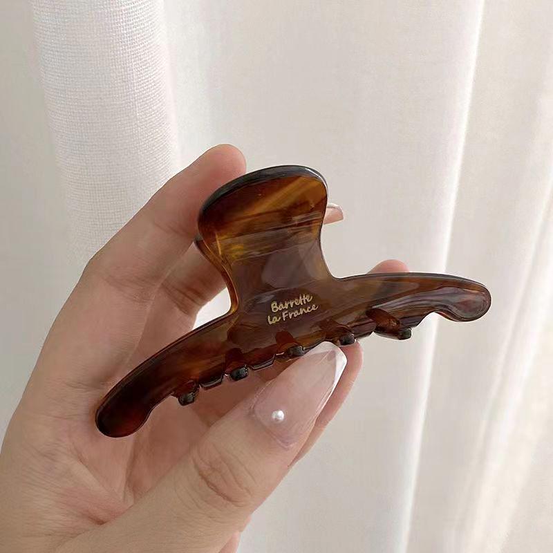 Korean Style Large Versatile Claw Clip for Thick Hair - Autumn/Winter High-End Updo Clip
Korean Style Large Versatile Claw Clip for Thick Hair - Autumn/Winter High-End Updo Clip