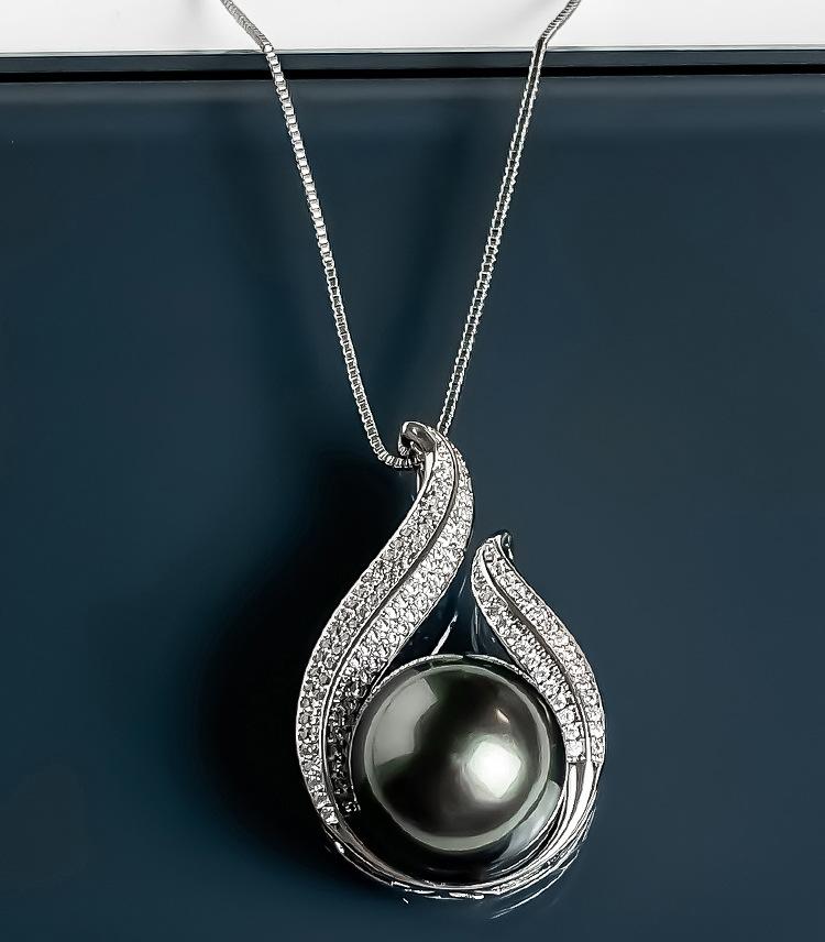 Циркон жемчуг капля воды кулон ожерелье модное изысканное легкая роскошь ключичная цепочка универсальное ожерелье ювелирные изделия женский высокий стиль
Циркон жемчуг капля воды кулон ожерелье модное изысканное легкая роскошь ключичная цепочка универсальное ожерелье ювелирные изделия женский высокий стиль