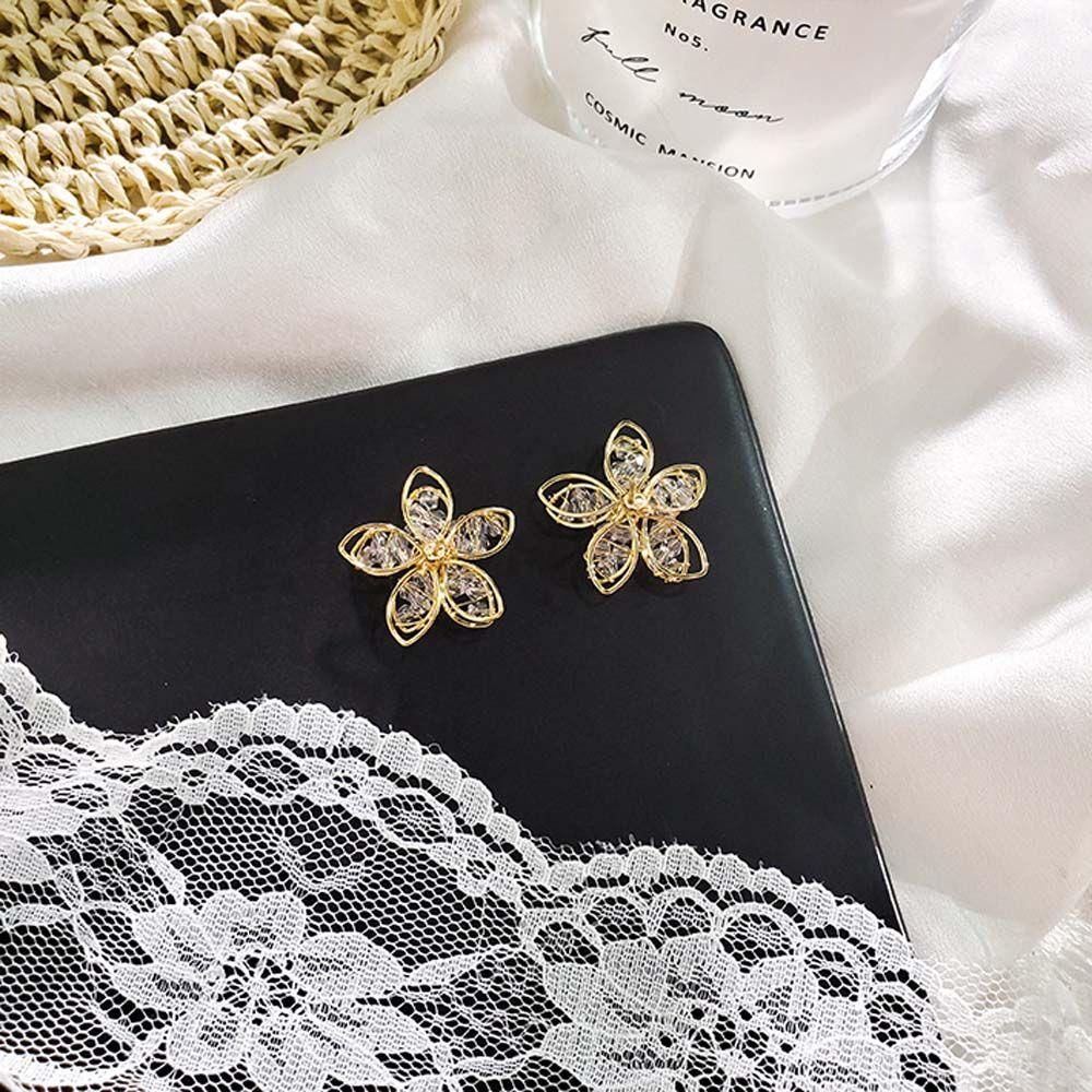 Gifts For Women Girls Big Flower Shape Metal Accessories Jewelry Studs Earrings Drop Earrings белый
Gifts For Women Girls Big Flower Shape Metal Accessories Jewelry Studs Earrings Drop Earrings белый