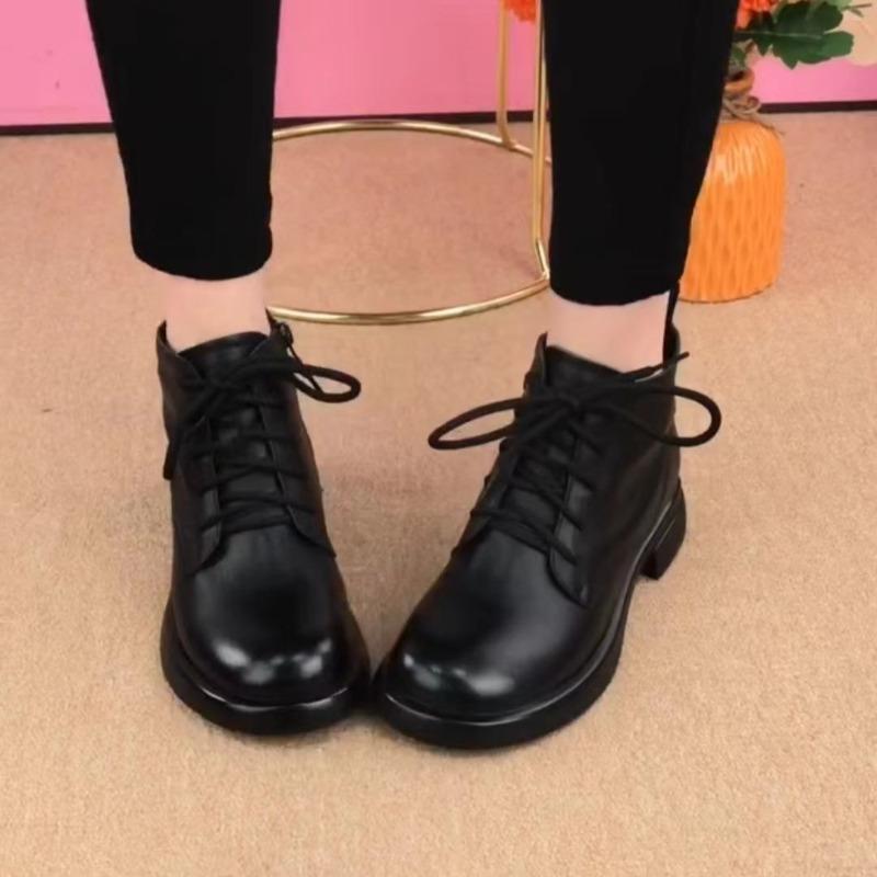 Flat-bottomed Martin boots Soft-soled British style Spring and Autumn single boots New round head and ankle boots Versatile small short boots 35
Flat-bottomed Martin boots Soft-soled British style Spring and Autumn single boots New round head and ankle boots Versatile small short boots 35
