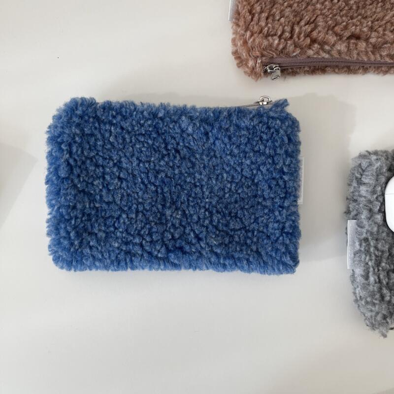 Poggle Pouch (3 colors) 3. Gray
Poggle Pouch (3 colors) 3. Gray