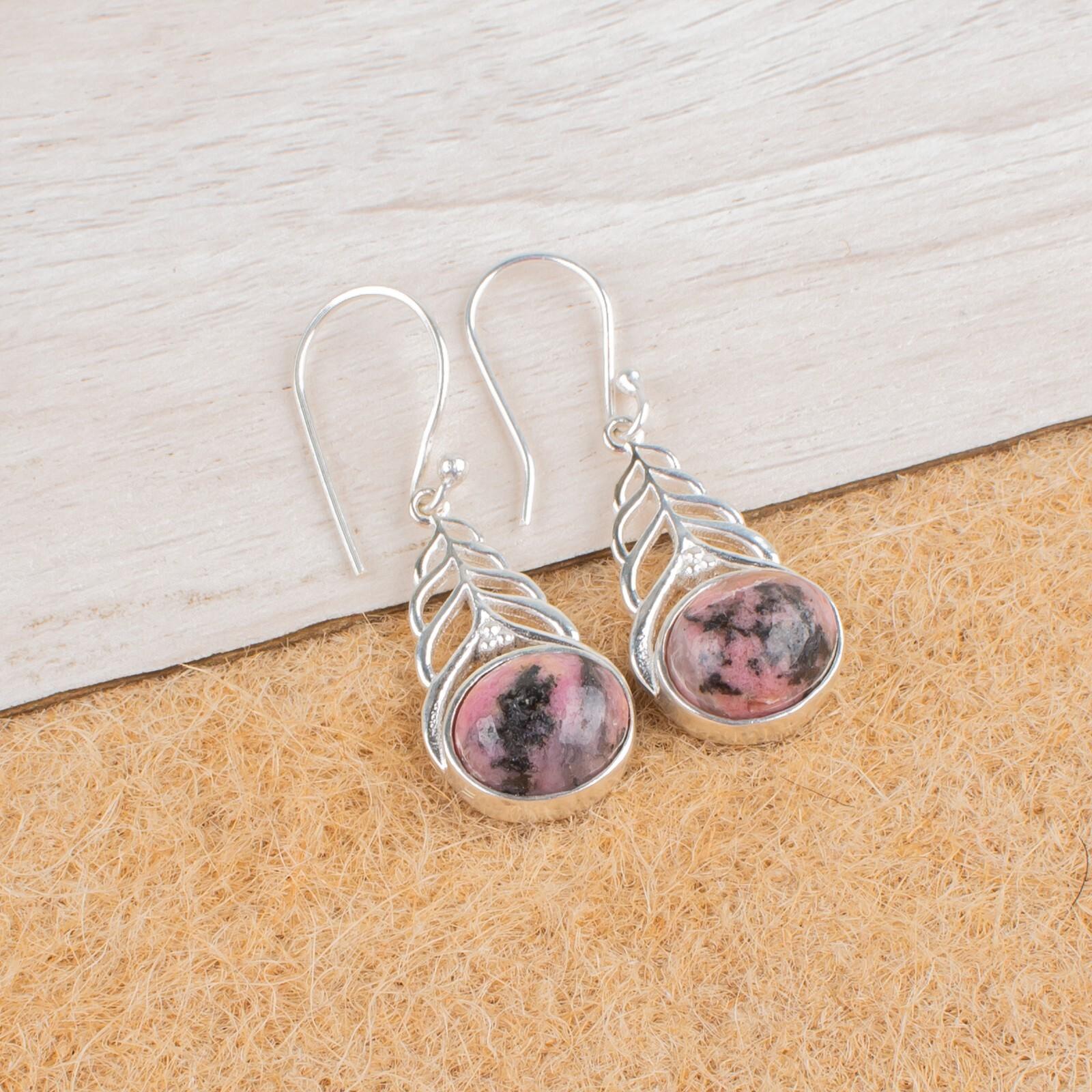 Natural Black Rhodonite Gemstone 925 Sterling Silver Jewelry Hook Earrings 1.64 CE-1-27
Natural Black Rhodonite Gemstone 925 Sterling Silver Jewelry Hook Earrings 1.64 CE-1-27