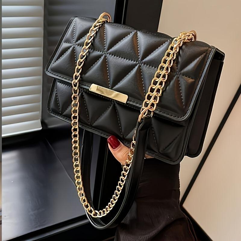 Fashion Chain Women S Shoulder Bag, Chic Small Square Bag for Women, Luxury Quilted Handbag for Daily Travel, Shopping, Parties.
Fashion Chain Women S Shoulder Bag, Chic Small Square Bag for Women, Luxury Quilted Handbag for Daily Travel, Shopping, Parties.