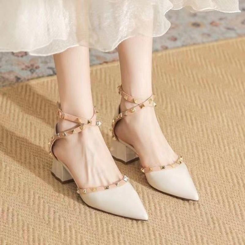 Large Size Shallow Mouth Internet Celebrity Ultra-soft 2025 Spring and Summer New Baotou Rivet with Soft Leather 40
Large Size Shallow Mouth Internet Celebrity Ultra-soft 2025 Spring and Summer New Baotou Rivet with Soft Leather 40