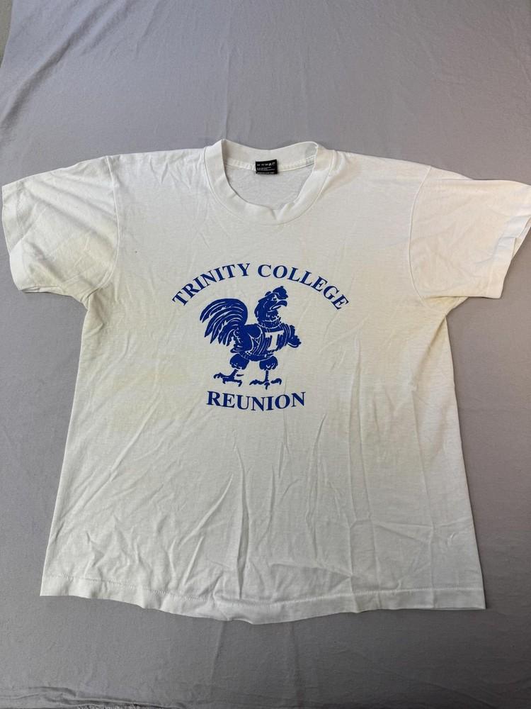 Vintage Trinity College T-shirt Reunion Bantam Mascot Tee -L Unisex T-Shirt L
Vintage Trinity College T-shirt Reunion Bantam Mascot Tee -L Unisex T-Shirt L