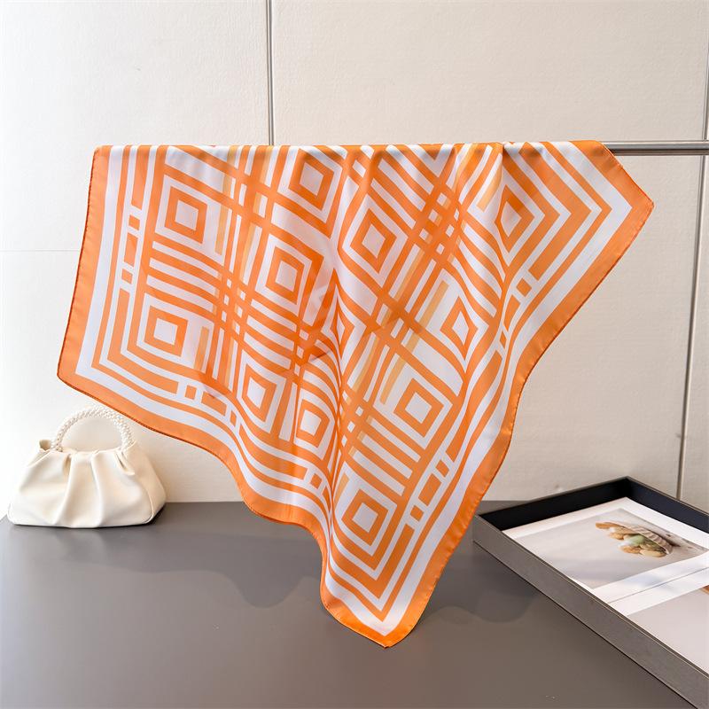 70cm Square Stripe Printed Women Scarf Silk Satin Spring Summer Scarves Shawl Designer Headband Hijab Bandana Wrap Bufanda Lady 70x70cm
70cm Square Stripe Printed Women Scarf Silk Satin Spring Summer Scarves Shawl Designer Headband Hijab Bandana Wrap Bufanda Lady 70x70cm
