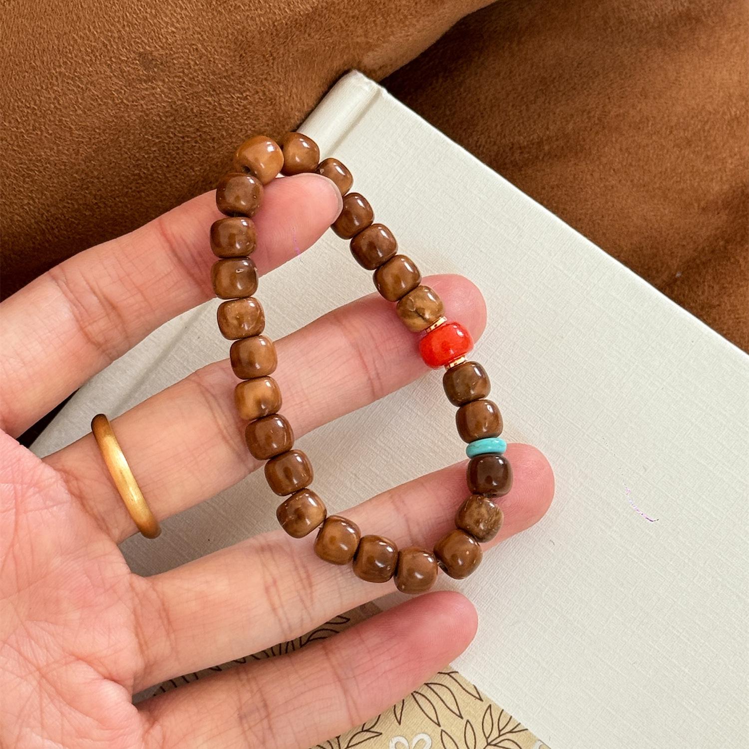 Натуральный Наньхун Кук браслет из бусин ретро нишевый простой браслет легкой роскоши темпераментный универсальный высококлассный ювелирный браслет женский
Натуральный Наньхун Кук браслет из бусин ретро нишевый простой браслет легкой роскоши темпераментный универсальный высококлассный ювелирный браслет женский