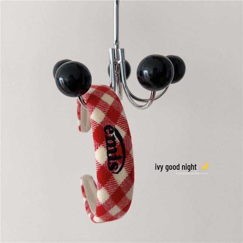 Pure Cotton Plaid Headband - Retro Korean Style Inspired by Song Ji-ah
Pure Cotton Plaid Headband - Retro Korean Style Inspired by Song Ji-ah