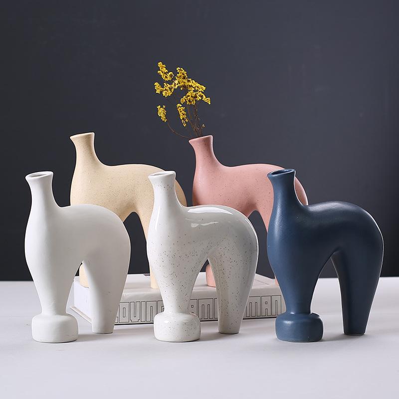 Ceramic Vase Abstract Horse Pony Ceramic Handicraft Ornaments Flower Arrangement Accessories Terrarium Home Decoration
Ceramic Vase Abstract Horse Pony Ceramic Handicraft Ornaments Flower Arrangement Accessories Terrarium Home Decoration