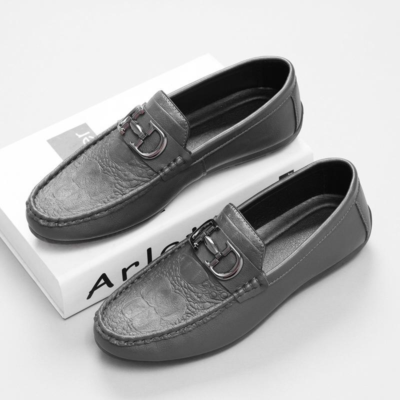 Spring new Doudou shoes men s one-pedal foot cover lazy business casual leather shoes 44 сірий колір
Spring new Doudou shoes men s one-pedal foot cover lazy business casual leather shoes 44 сірий колір