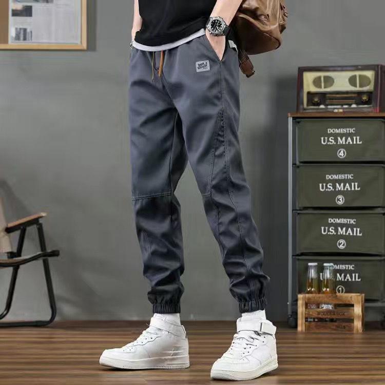 Street Casual Solid Color Patch Pockets Cargo Pants Men s Waist Drawstring Tie One s Feet All-match Trend High Quality Trousers 5XL сірий
Street Casual Solid Color Patch Pockets Cargo Pants Men s Waist Drawstring Tie One s Feet All-match Trend High Quality Trousers 5XL сірий