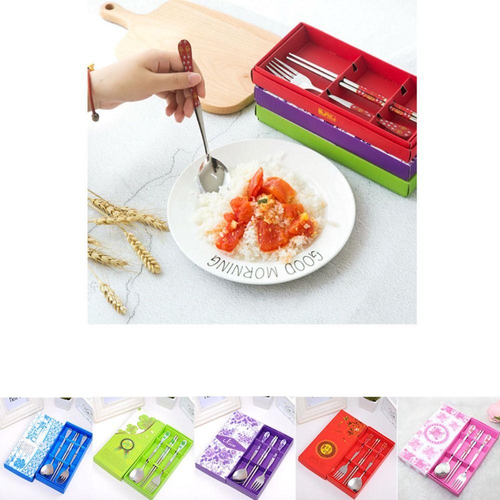 3pcs/set Stainless Steel Chopsticks Spoon Fork Gift Box Cutlery Set Students
3pcs/set Stainless Steel Chopsticks Spoon Fork Gift Box Cutlery Set Students