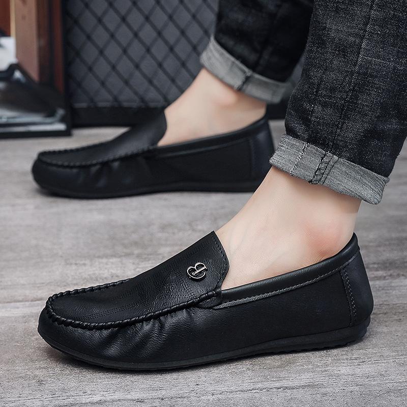 Summer new Doudou shoes men s casual business lazy leather shoes fashion trend breathable microfiber leather hollow loafers 39
Summer new Doudou shoes men s casual business lazy leather shoes fashion trend breathable microfiber leather hollow loafers 39
