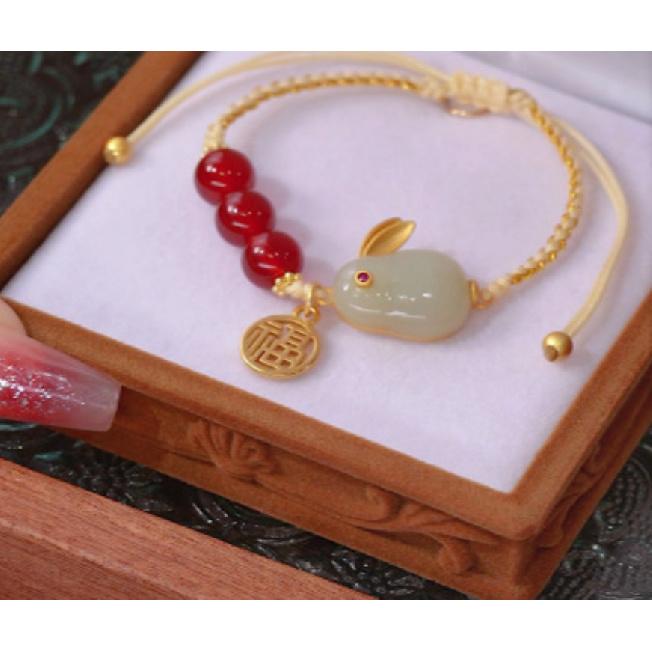 Recommended gifts for women: Yu Tu Zhu Yue natural red agate bracelet and Hetian jade bracelet for summer, Qixi Festival, and Valentine s Day Jade Rabbit Braided Rope
Recommended gifts for women: Yu Tu Zhu Yue natural red agate bracelet and Hetian jade bracelet for summer, Qixi Festival, and Valentine s Day Jade Rabbit Braided Rope