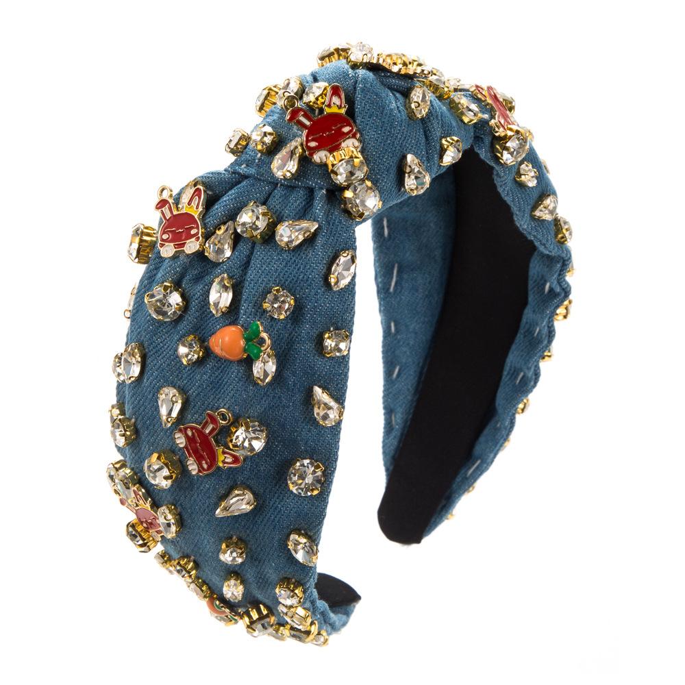 Новый барочный ободок для волос с широкими полями, полностью усыпанный бриллиантами, из высококачественной джинсовой ткани, с ручной вышивкой и инкрустацией бриллиантами, в виде головы кролика
Новый барочный ободок для волос с широкими полями, полностью усыпанный бриллиантами, из высококачественной джинсовой ткани, с ручной вышивкой и инкрустацией бриллиантами, в виде головы кролика