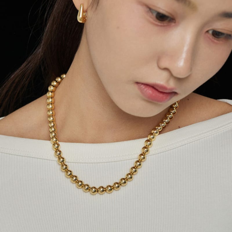 by hyeres Ball bead necklace 8mm (Gold) BH7N53732YB480 single type
by hyeres Ball bead necklace 8mm (Gold) BH7N53732YB480 single type