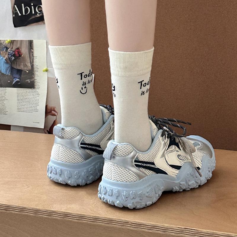 Platform ugly cute shoes dad shoes girl spring and summer 2025 new mesh breathable hiking shoes casual sports shoes tide 35 чёрный
Platform ugly cute shoes dad shoes girl spring and summer 2025 new mesh breathable hiking shoes casual sports shoes tide 35 чёрный