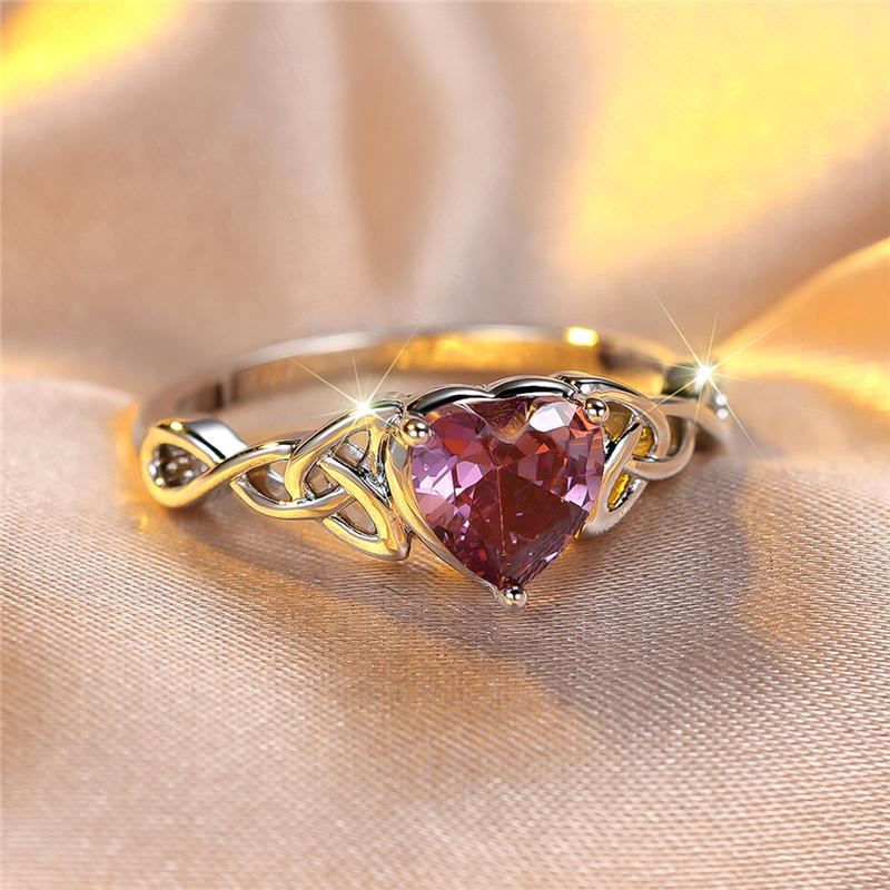 Cute Female Blue Zircon Stone Heart Engagement Ring Silver Color Wedding For Women 13 фіолетовий
Cute Female Blue Zircon Stone Heart Engagement Ring Silver Color Wedding For Women 13 фіолетовий