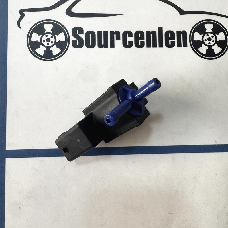 04627297AB 55273286 53111385 55248905 Turbo Boost Control Solenoid Valve For Dodge Dart 2013 Jeep Renegade 2015-2017
04627297AB 55273286 53111385 55248905 Turbo Boost Control Solenoid Valve For Dodge Dart 2013 Jeep Renegade 2015-2017
