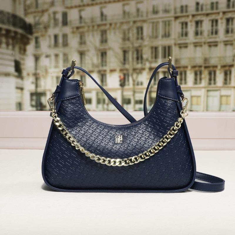 Simple women s shoulder bag, fashionable classic letter design, large capacity handbag, commuter chain, meniscus bag. 28cm long, 7cm wide, 21cm high
Simple women s shoulder bag, fashionable classic letter design, large capacity handbag, commuter chain, meniscus bag. 28cm long, 7cm wide, 21cm high