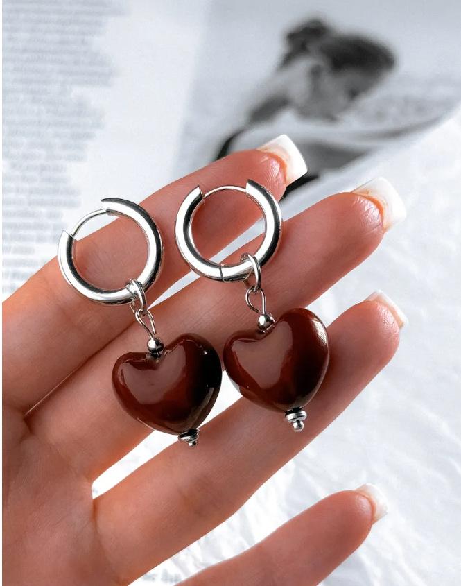 Retro Trendy Red Heart Baroque Pearl Asymmetric Pendant Hoop Earrings for Women Sweet Temperament Dangle Earrings Date Jewelry
Retro Trendy Red Heart Baroque Pearl Asymmetric Pendant Hoop Earrings for Women Sweet Temperament Dangle Earrings Date Jewelry