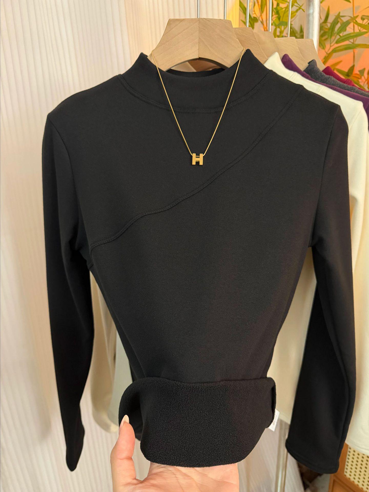 Elegant Women s Plus Velvet Half-High Collar Base Layer for Fall/Winter L
Elegant Women s Plus Velvet Half-High Collar Base Layer for Fall/Winter L