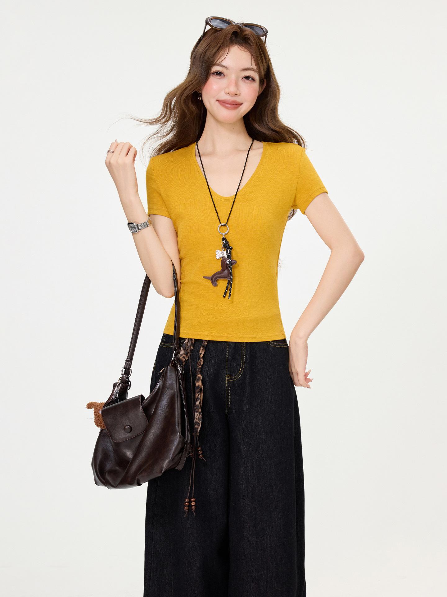 Basic ginger round neck front shoulder short-sleeved T-shirt women s summer clavicle slim fit with bottom top L
Basic ginger round neck front shoulder short-sleeved T-shirt women s summer clavicle slim fit with bottom top L