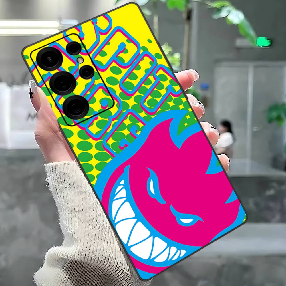 Fashion S-Spitfire Skateboard Phone Case For Samsung S 24 Fe 25 Ultra Plus 20 Lite 21 30 22 23 24 22 Ultra 5G Fundas Samsung S21 fe
Fashion S-Spitfire Skateboard Phone Case For Samsung S 24 Fe 25 Ultra Plus 20 Lite 21 30 22 23 24 22 Ultra 5G Fundas Samsung S21 fe