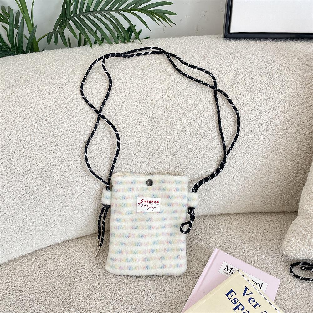 Plush Crossbody Bag Soft Mini Phone Wallet Multifunctional Square Shoulder Bag Messenger Purse Canvas Purses Bag Travel Storage белый
Plush Crossbody Bag Soft Mini Phone Wallet Multifunctional Square Shoulder Bag Messenger Purse Canvas Purses Bag Travel Storage белый