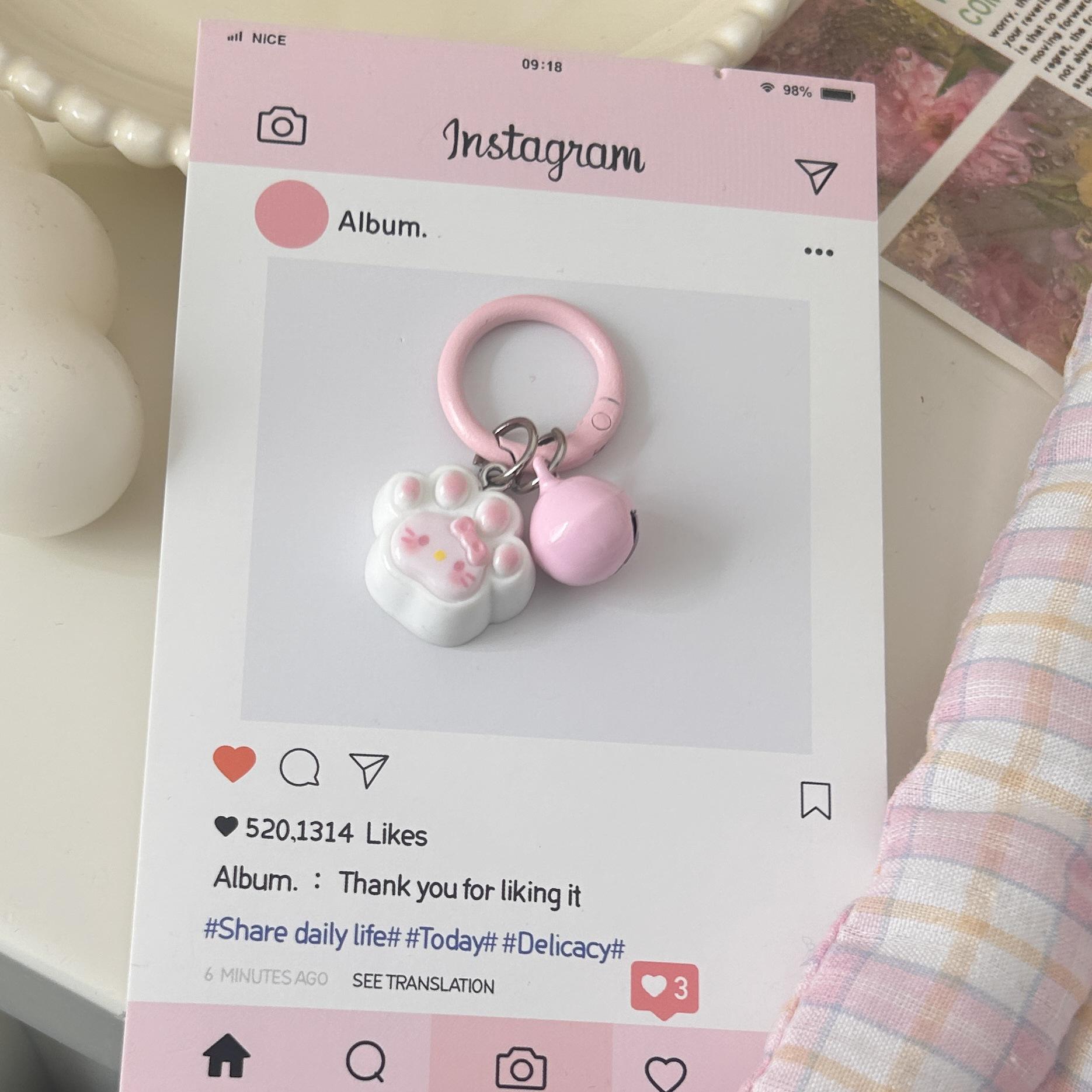 Очаровательный мультяшный брелок с колокольчиком в виде кошачьей лапки - Милый кулон для школьного рюкзака и подарок для лучшей подруги