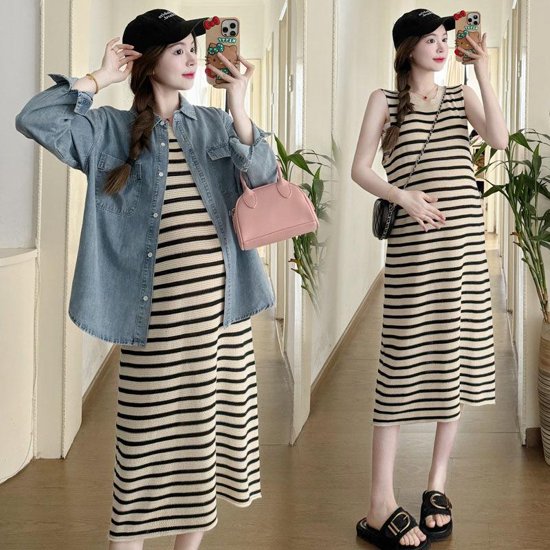 Spring Fashion Plus Size Maternity Two-Piece Dress Set: Trendy Skirt and Top for Moms L
Spring Fashion Plus Size Maternity Two-Piece Dress Set: Trendy Skirt and Top for Moms L