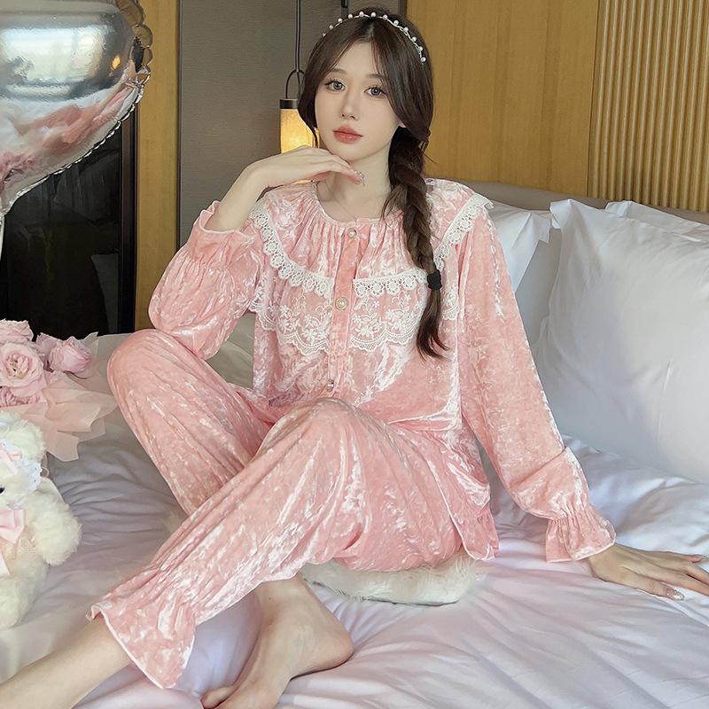 Пижамный комплект женский бархатный с длинным рукавом кружевной милый принцесса дворцовый стиль пижамы домашняя одежда свободная повседневная ночная рубашка велюровая пижама XL
Пижамный комплект женский бархатный с длинным рукавом кружевной милый принцесса дворцовый стиль пижамы домашняя одежда свободная повседневная ночная рубашка велюровая пижама XL